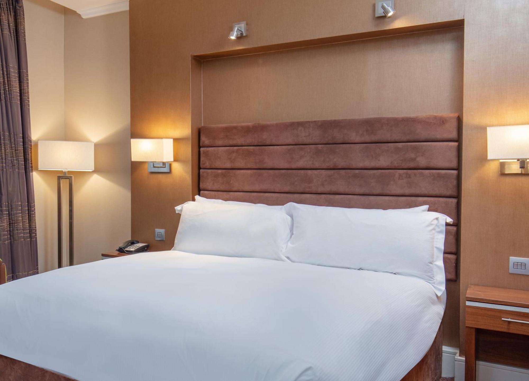Crewe Hall Hotel & Spa - Cheshire Стая снимка