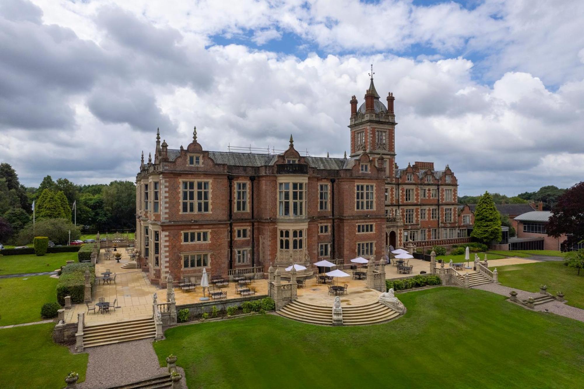 Crewe Hall Hotel & Spa - Cheshire Екстериор снимка